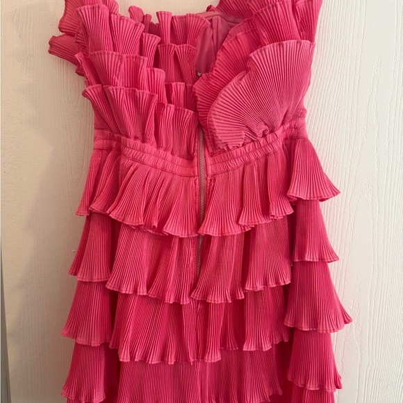 Pink Ruffled Short Dress - Picture 2 of 3